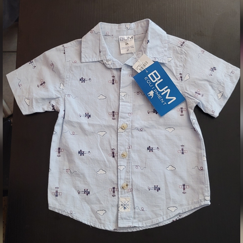 Bum button up Short sleeved shirt airplane plane flight